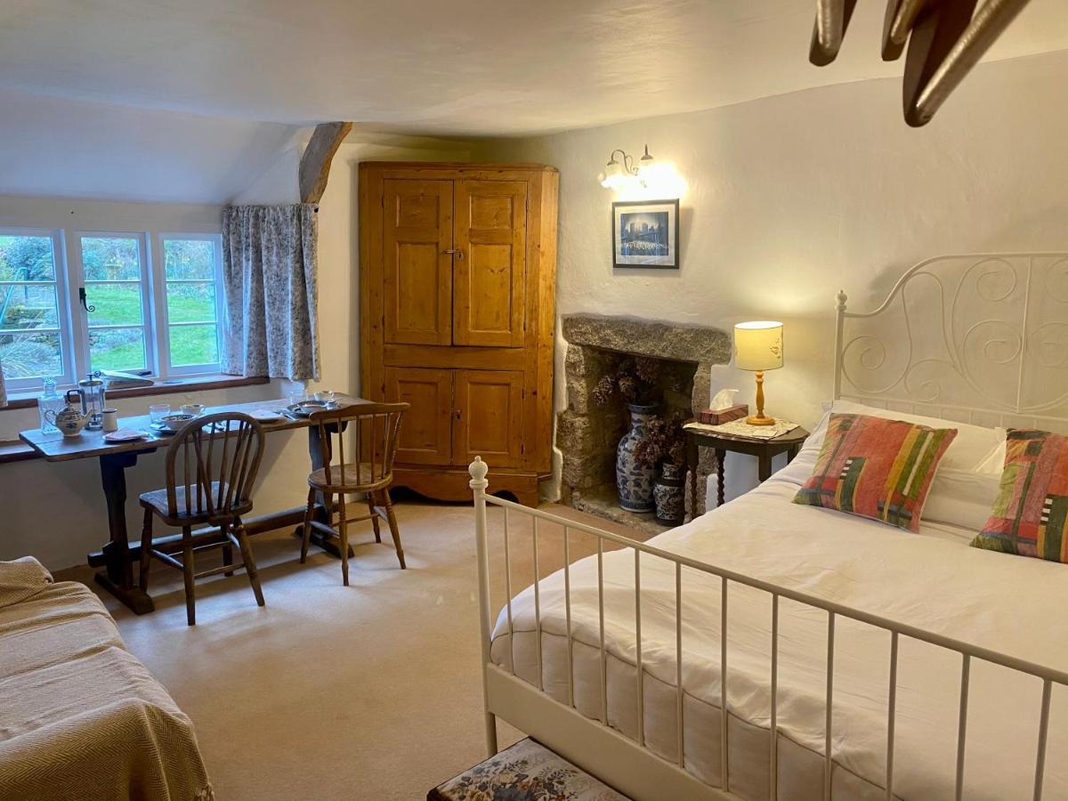 Corndonford Farm Bed & Breakfast Newton Abbot Exterior photo